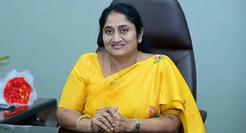 రాజకీయ సంస్కృతి పై చర్చకు దారితీసిన సవిత వ్యాఖ్యలు